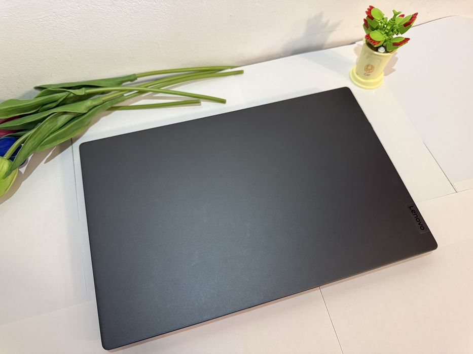 Laptop Lenovo IdeaPad 5 14IIL05