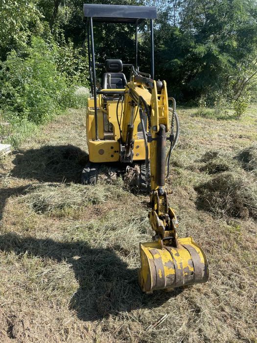 Buldoexcavator de închiriat