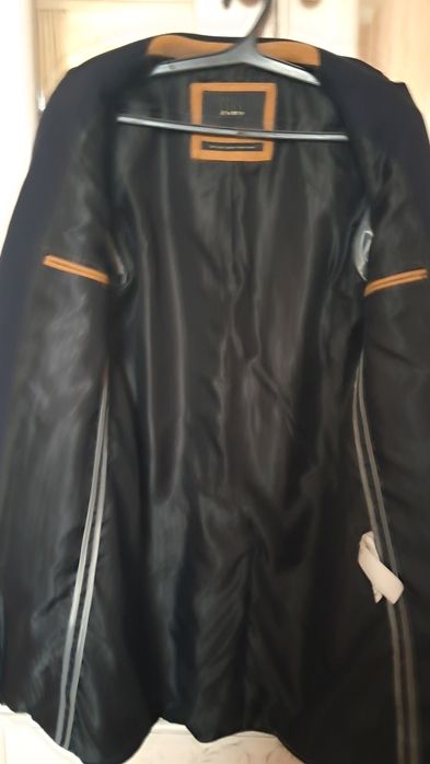 Продам пальто мужское,46 размер.