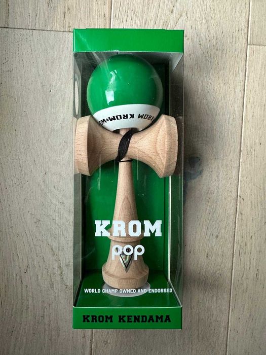 Kendama Krom POP LOL Sticky Dark Green originala