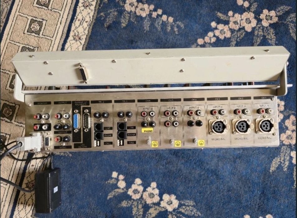 Mixer audio profesional radio Axel Oxygen 3