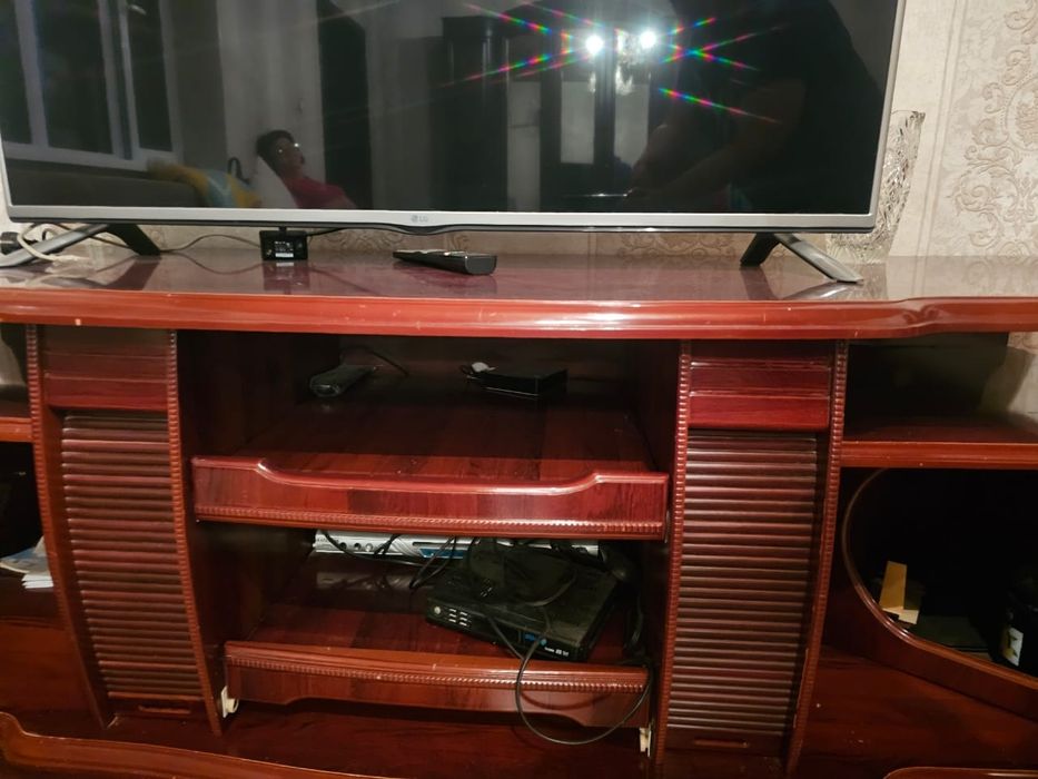 Тумба под телевизор