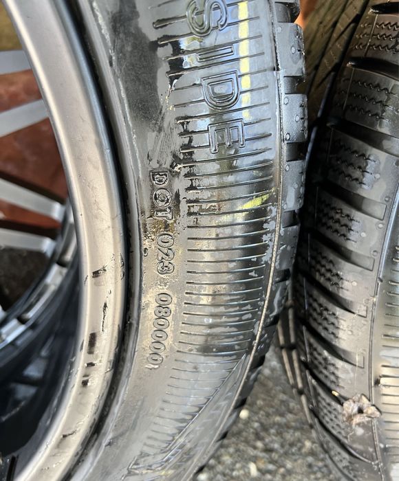 jante cu cauciucuri de iarna Mercedes 245/45 R20 DOT 2023