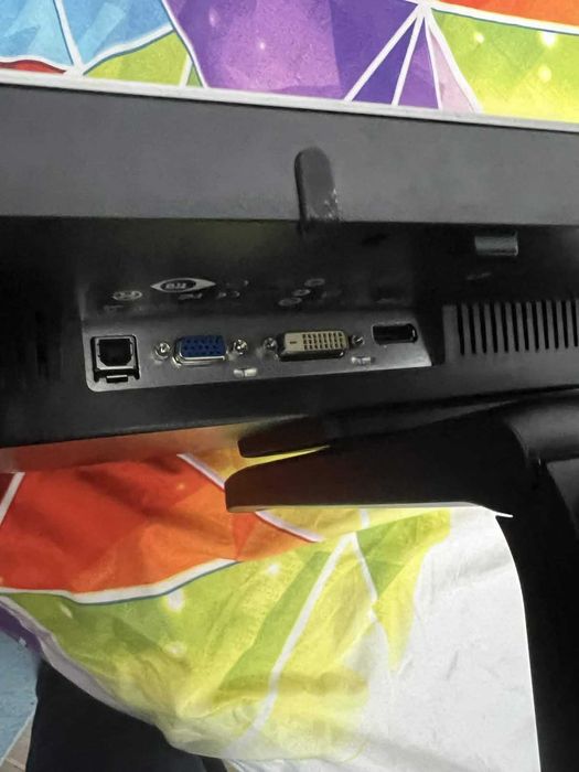 Monitor HP compaq la2205wg