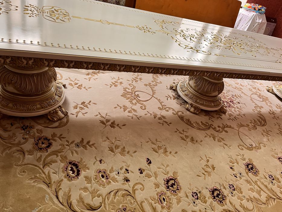 Новый стол сатылады срочна