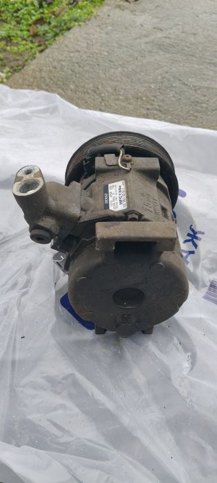 Компресор климатик Rav 4