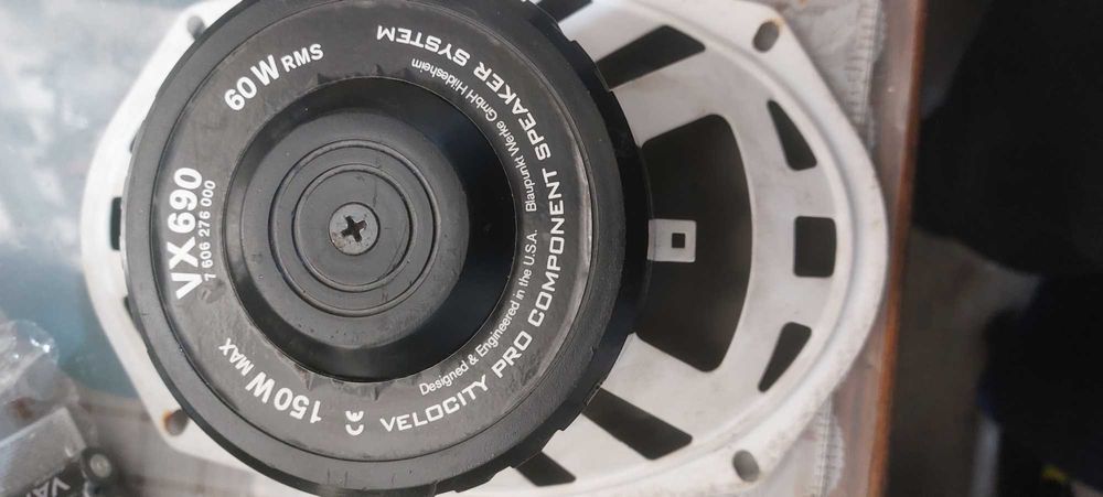 Difuzoare Velocity Tecuci • OLX.ro