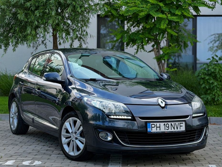 RENAULT Megane 2013