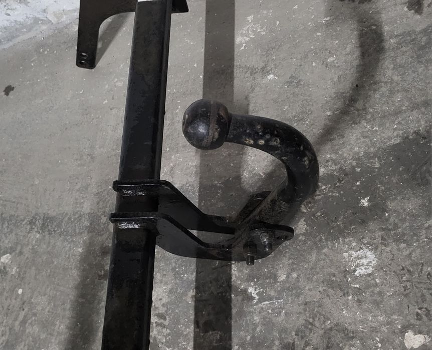 Фаркоп для Nissan Terrano, Renault Duster (новый)