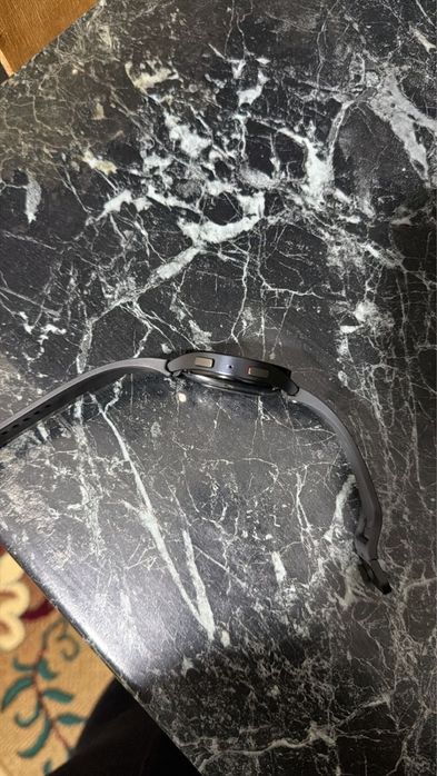 Продаю Galaxy Watch6