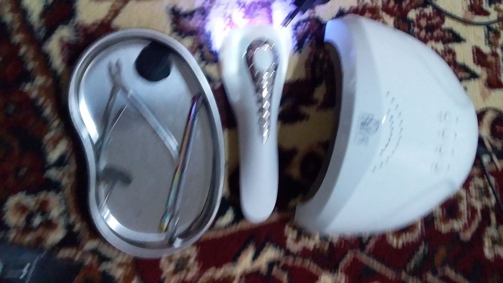 Manikyur apparatlar sotiladi