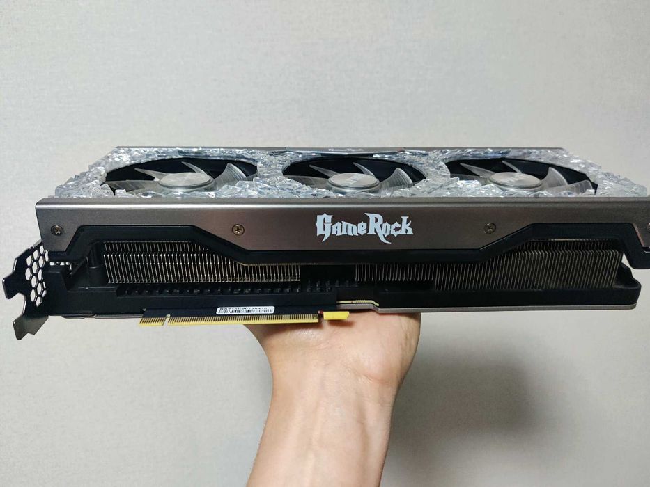 Продам Видеокарту Palit GameRock RTX 3080 10gb