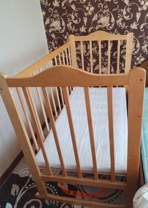 Кроватка детская