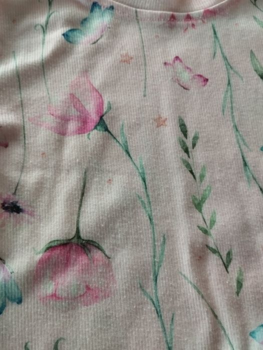 Потник за 122/128 см - 11 бр и 2 пижами