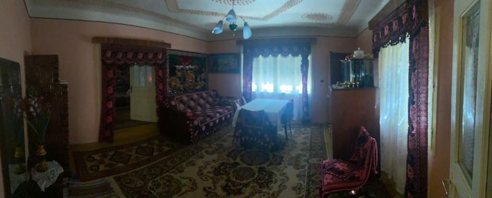 Casă de vânzare...