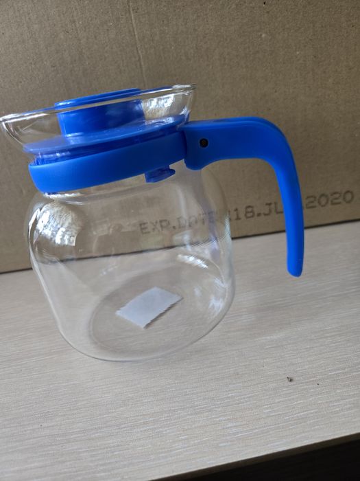 Стъклена кана,вместимост 1.2 Л