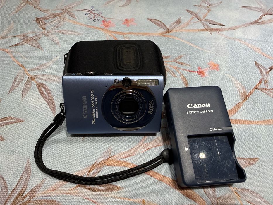 Canon Power Shot SD1100 със зарядно пълен комплект