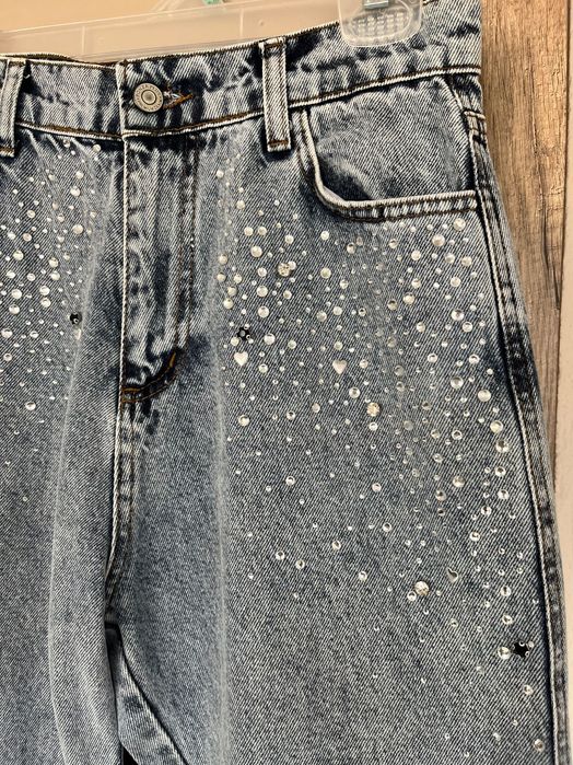 Дамски дънки с камъни