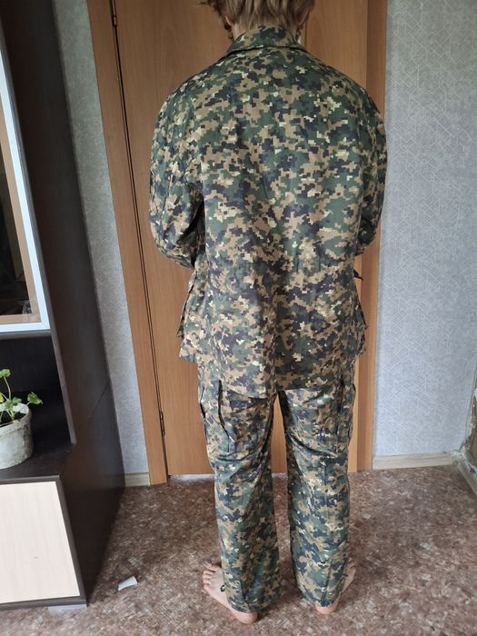 Продам куртку зимнию