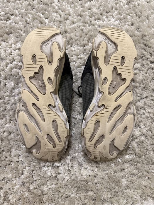 Nike React Live N354