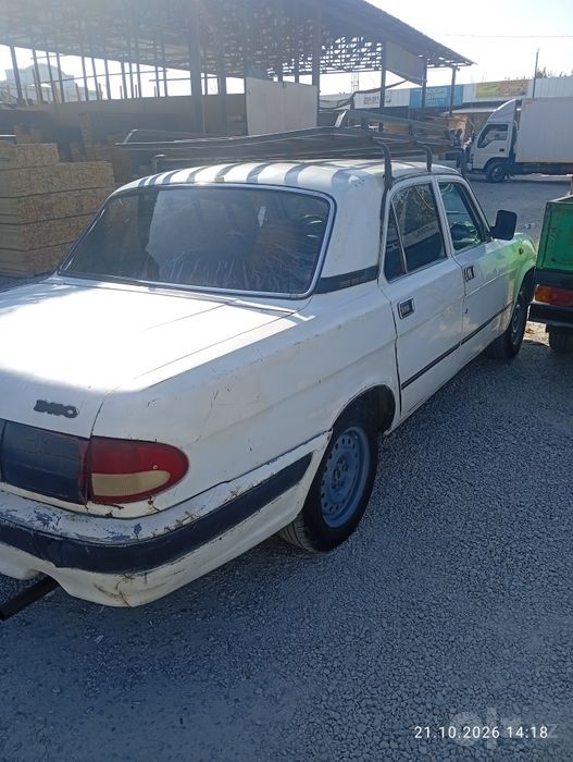 Gaz 3110 naqdga sotiladi 2000 yil