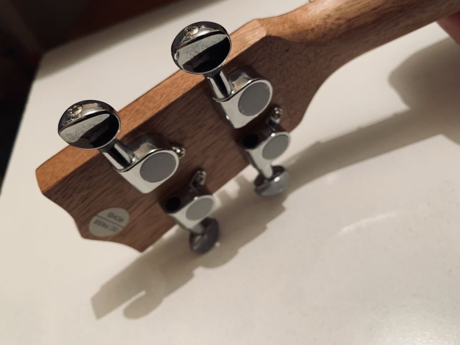 Укулеле новый с чехолом