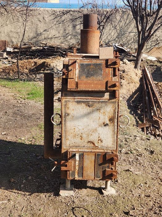 Ko'mir pechka sotiladi