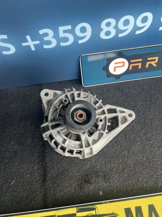 Динамо генератор Mercedes A Cla Gla A00090633 W176 W117 W156 W246