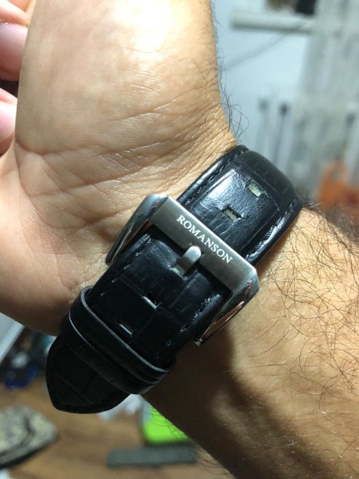 Продам часы Romanson