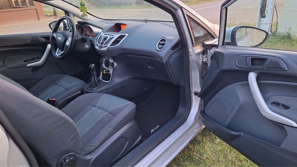 FORD Fiesta 2009 — imagine 4