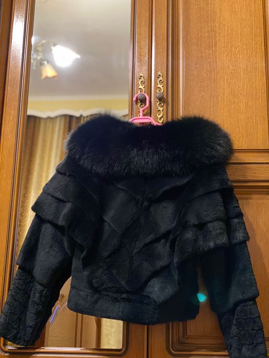 Haina blana marimea xs /s