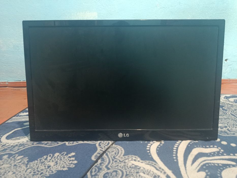 Телевизор 18000 теңге