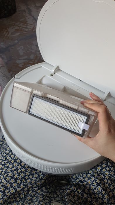 Робот пылесос Xiaomi Mi Robot Vacuum-Mop Essential (MJSTG1)