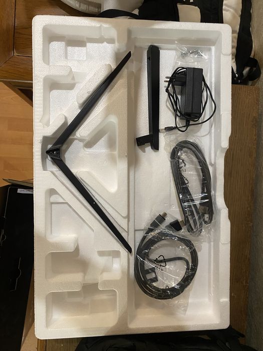 Монитор 24 дюйма,165 герц новый