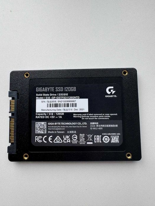 Продам  новый  накопитель  SSD 120ГБ