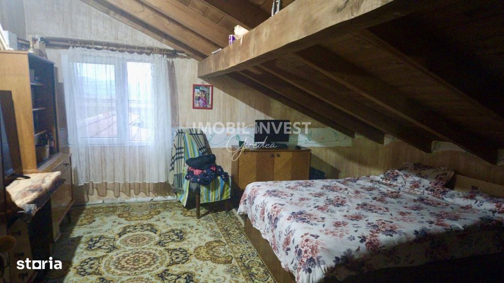 Casa individuala, P+M, 4 camere, teren 1500 mp, Radesti