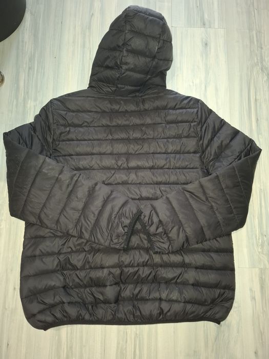 Мъжко черно яке с качулка ,2хл

Дължина о