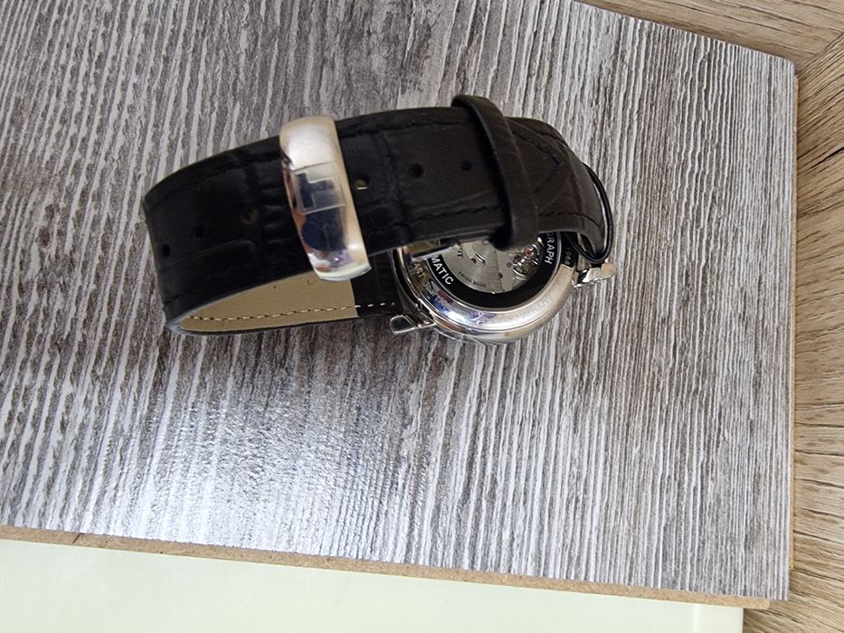 Швейцарские часы Tissot T-Classic Carson Chronograph Automatic