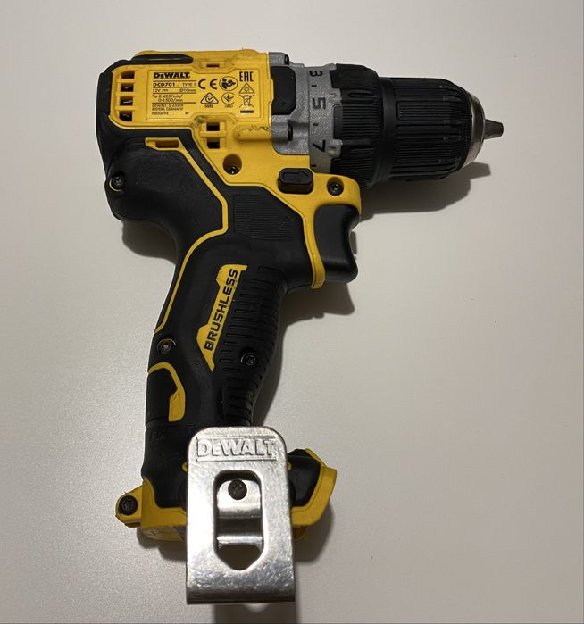 Dewalt DCD701 impecabil, doar corpul