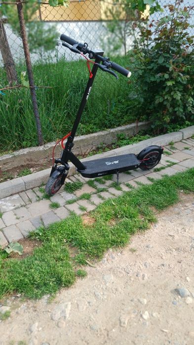 Vând Trotineta electrica Siver 10 Plus