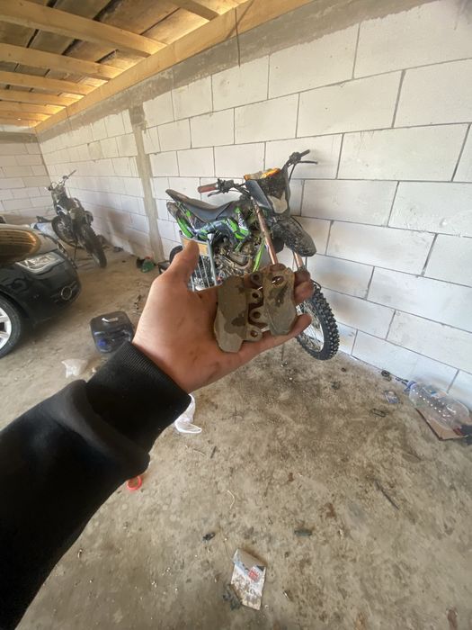 Vând cross kxd 150cc cu motor nou