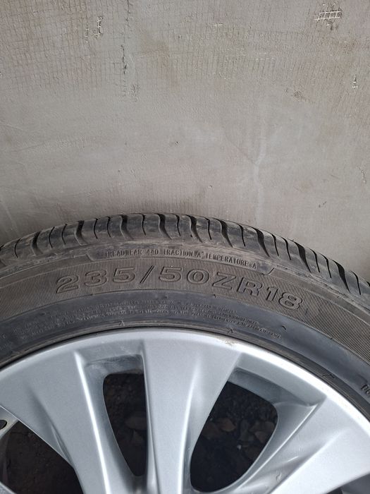 Шины летние  диски Алфард
