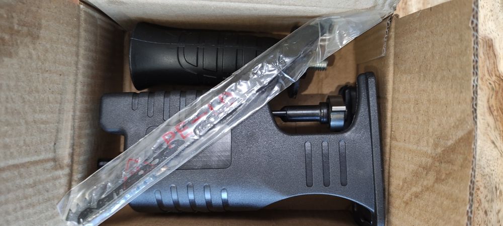 Адаптер за прободен трион за винтоверт