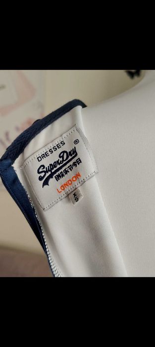 Платье SuperDry размер xs