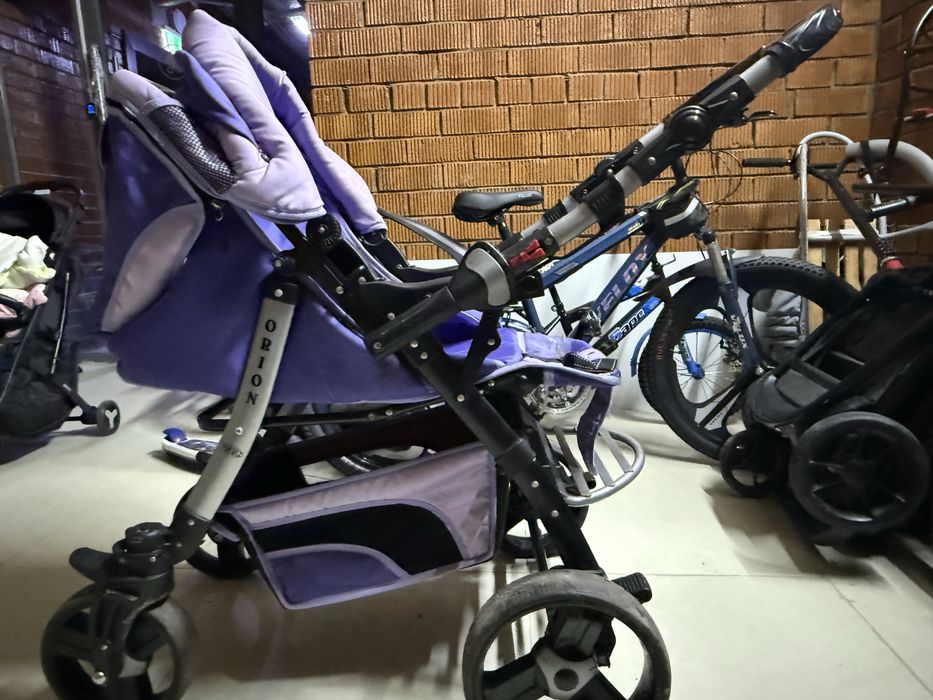 Отдам коляску б/у