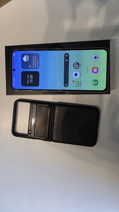 Telefon Samsung  Flip4