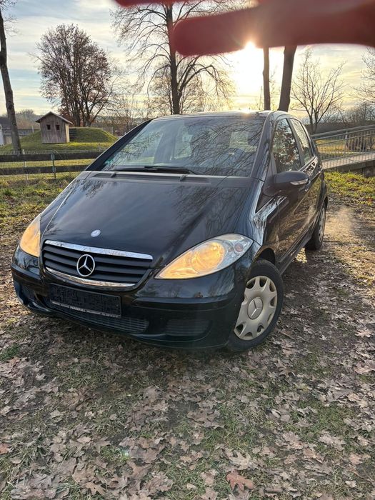 Mercedes-Benz EQA Adusă recent din Germania nu a avut numere roșii de Ro