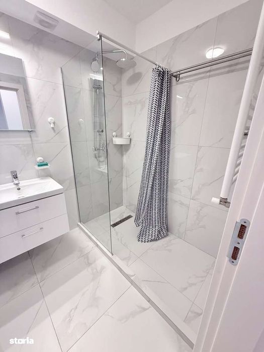 Apartament 2 camere cu curte proprie si parcare - prima inchiriere