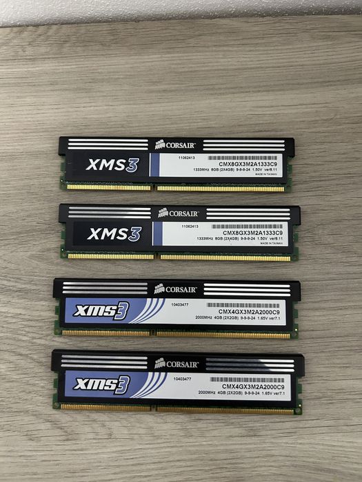 Pachet 12GB ram DDR3 Corsair