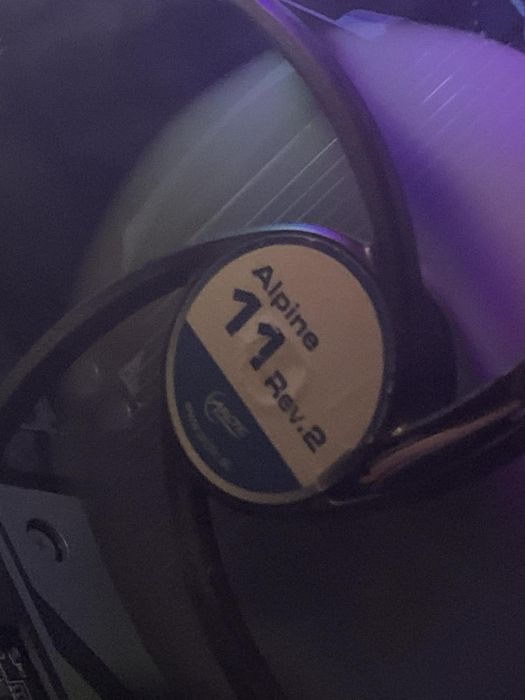 Продавам геймърски компютър